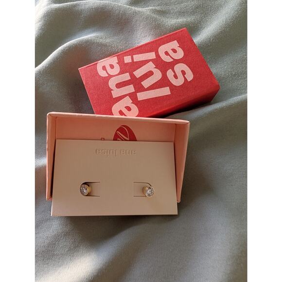 New Ana Luisa Gold Stud Earrings - Invisible Set Studs Medium - Picture 1 of 2